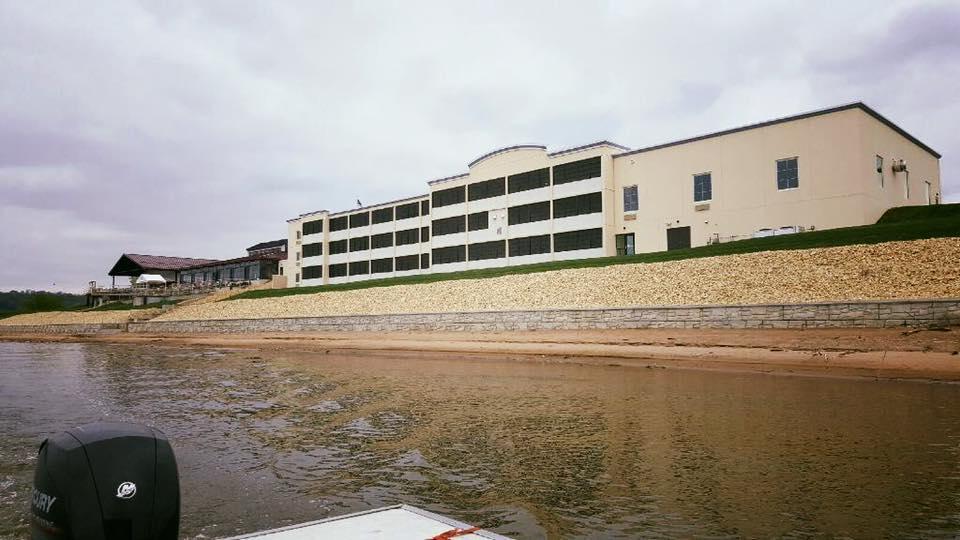 Baymont By Wyndham Bellevue Hotel Buitenkant foto