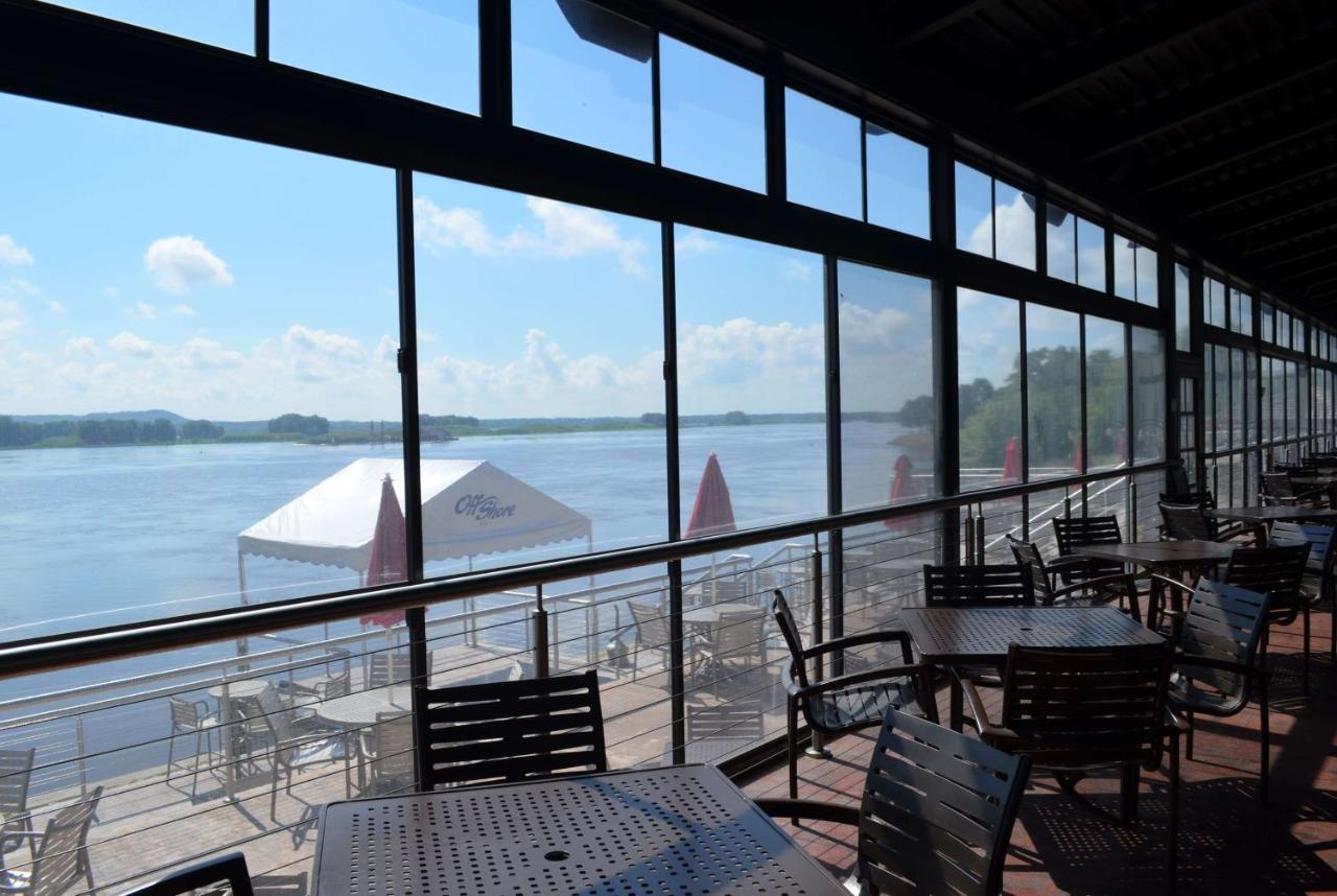 Baymont By Wyndham Bellevue Hotel Buitenkant foto